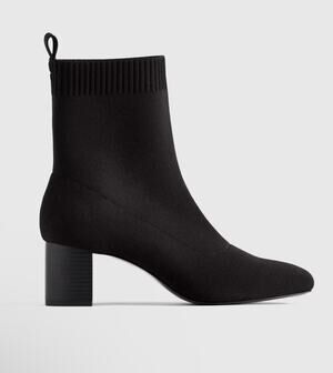 Quince Eco Knit Heeled Bootie Black Stretch Sock Boots Size 6 NIB